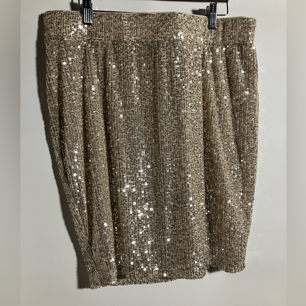 NWT Torrid Sparkling Sequin Mini Skirt